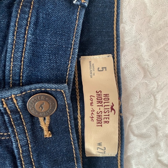 COPY - Hollister low rise shorts - Picture 4 of 4